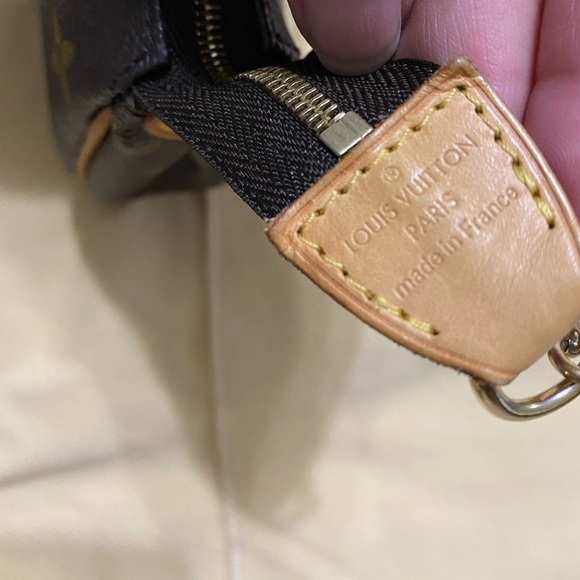 Eva Monogram - Picture 2 of 16